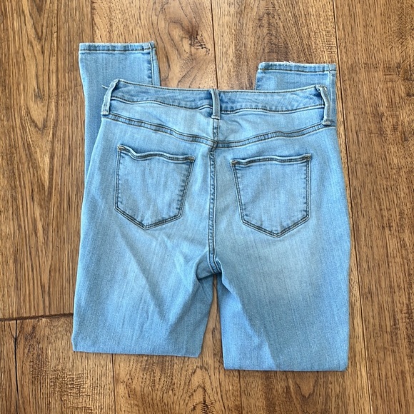 Universal Thread Ripped Skinny Jeans - Picture 4 of 8